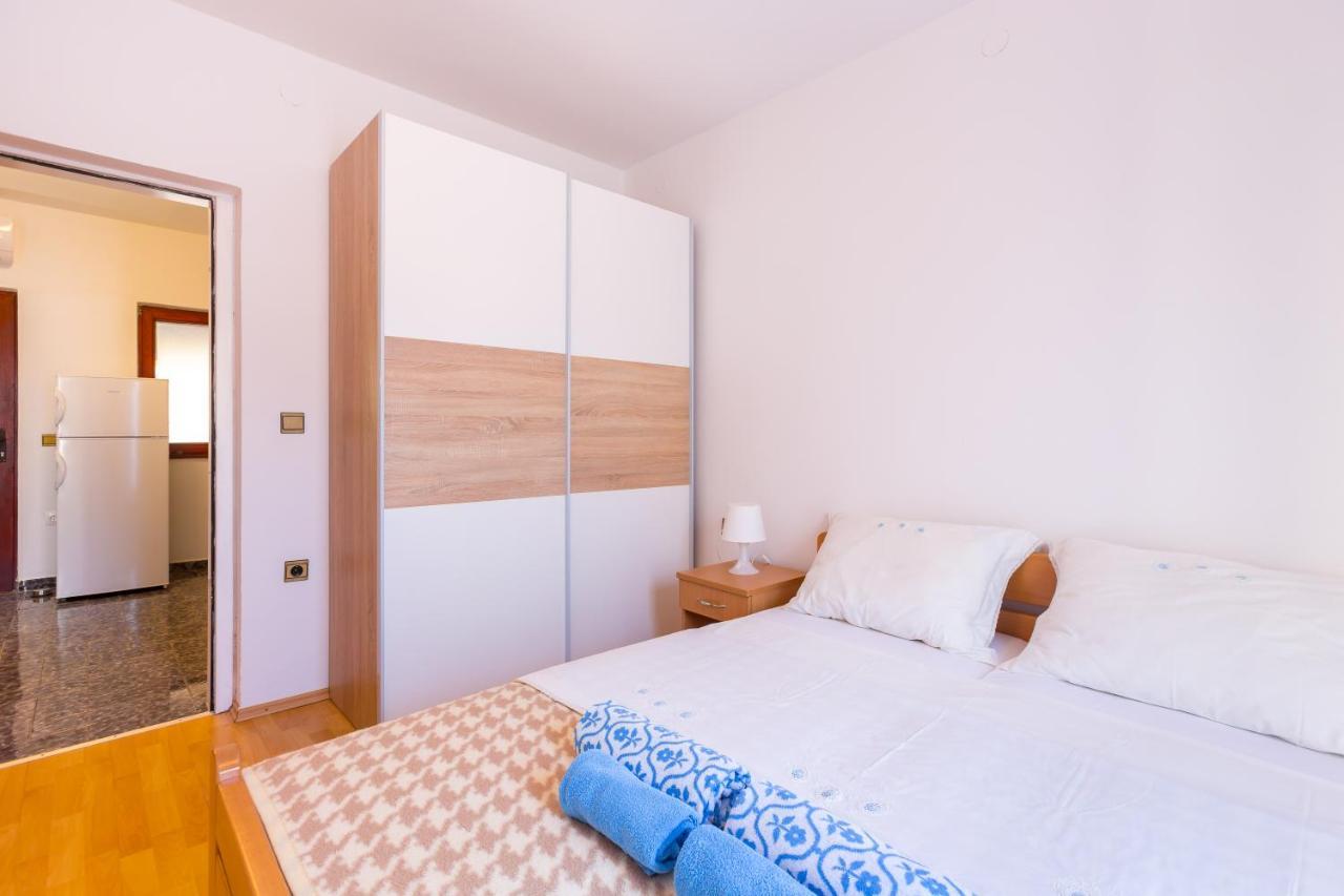 Ferienwohnung Aleksic Medulin Exterior foto