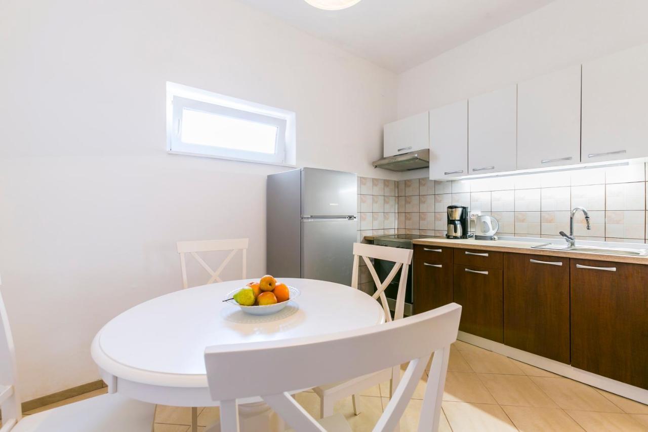 Ferienwohnung Aleksic Medulin Exterior foto