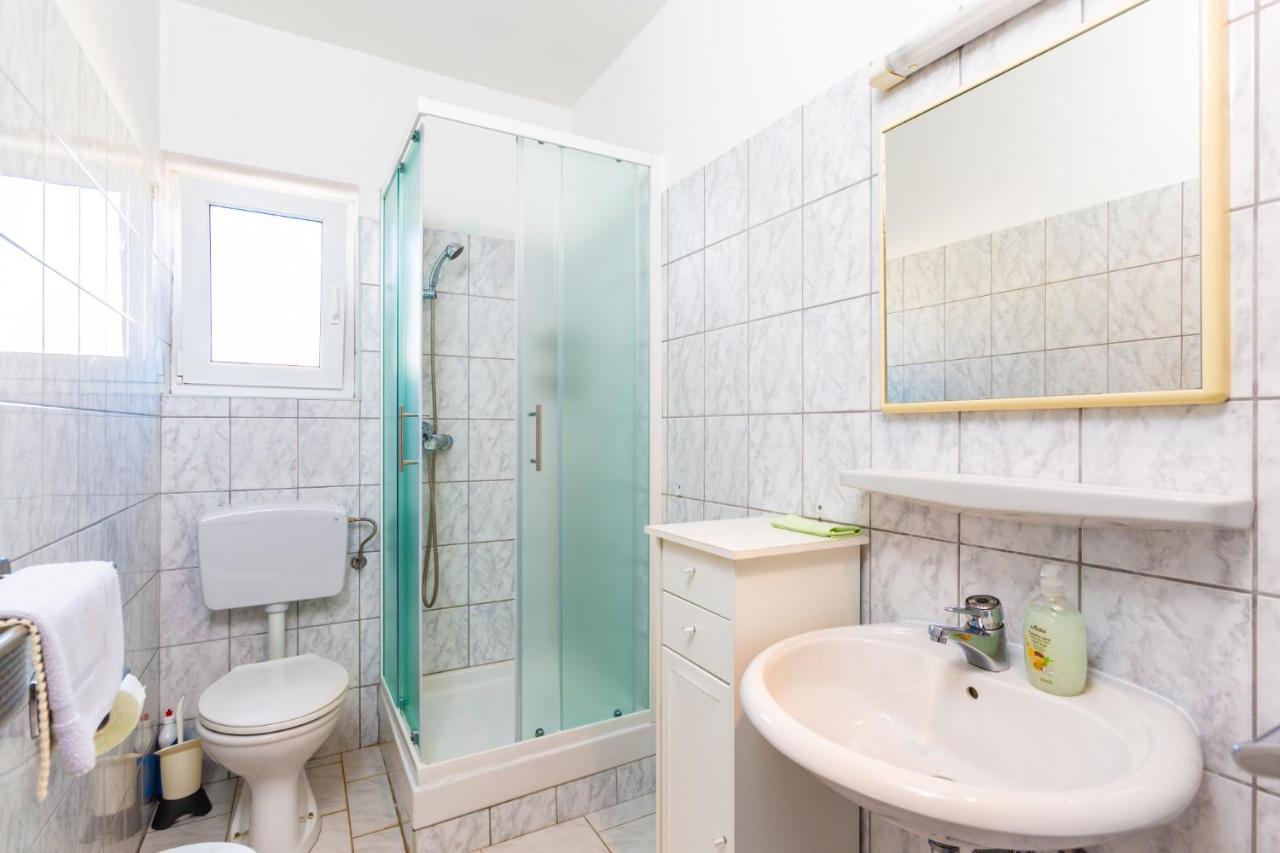 Ferienwohnung Aleksic Medulin Exterior foto